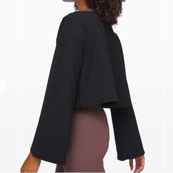 Lululemon Show Your Depth Long Sleeve Cropped Pullover Sweater - Picture 2 of 15